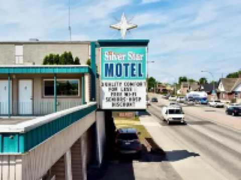 シルバー スター モーテル バーノンのホテル