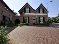 Villa Veertien Hotels in Dieren