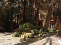 Fibule du Draa - Kasbah d'Hôte - Parkplatz