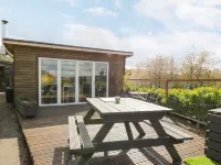 Blackbrae Cabin Hotels in Caldercruix
