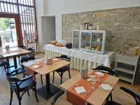 Hotel Historia Malomkert - 朝食