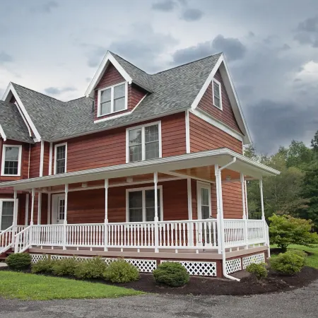 Blue Hill Lodge