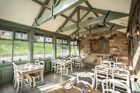 Weston Hall Отели в г. Блитфилд