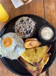 Costa Rica Backpackers - Desayuno