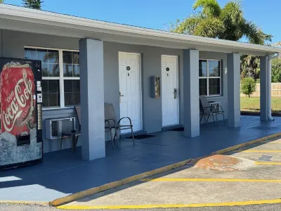 American Inn Punta Gorda Hotels near Blanchard House Museum