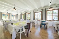 Zum Hirschen Boutique Hotel Val di Non Hotels in Nals