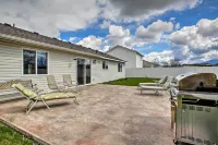 Cozy Getaway w/ Yard & Patio: 4 Mi to Hayden Lake! - 3-Star