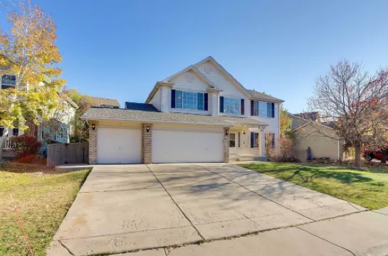 넓은 쏜튼 홈: 덴버 시내까지 15마일!