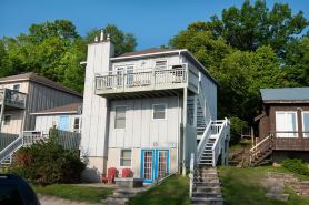 Great Blue Resorts - McCreary's Beach