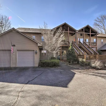 Beautiful Whittier Condo w/ Deck + Mtn Views!