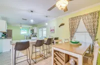 Waterfront Hernando Beach Home w/ Dock & Hot Tub! - Homestays