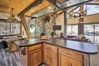 Swiss-Style Chalet w/ Fireplace - Near Story Land! - balcony