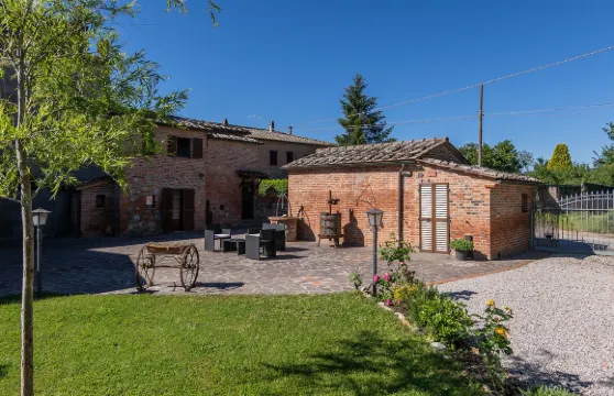 博爾戈泰羅西酒店