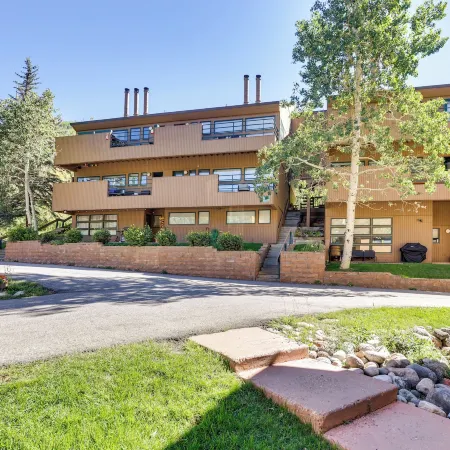 East Vail Condo w/ Pool, Hot Tub, & Free Bus Stop