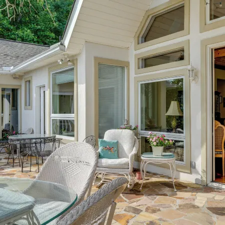 Million-Dollar Views & Patio: Hiawassee Hideaway