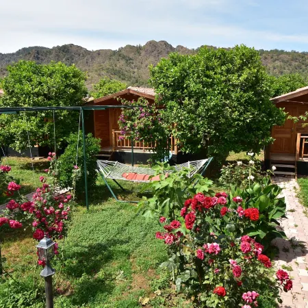 Lemon Garden Lodge