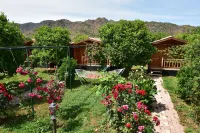 Lemon Garden Lodge