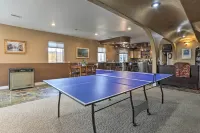 Black Hawk Lower-Level Unit with Game Area! Hotels in Southwest Meade