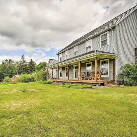 Wilmington Home on 18 Acres ~ 9 Mi to Skiing!