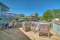 Bright Home w/ Dock on Lake Conroe! - spa