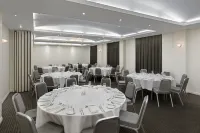 Mercure Newcastle Hotels in Newcastle West