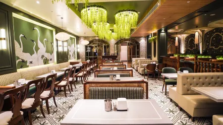 Le Vivanta Отели в г. Вирар