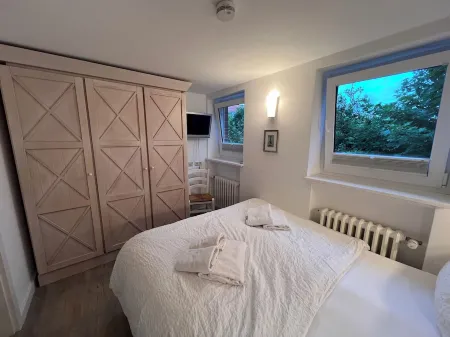 Lots of space for large families right on the beach