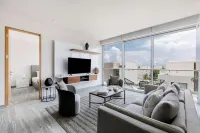 Exclusive Apartment with rooftop pool