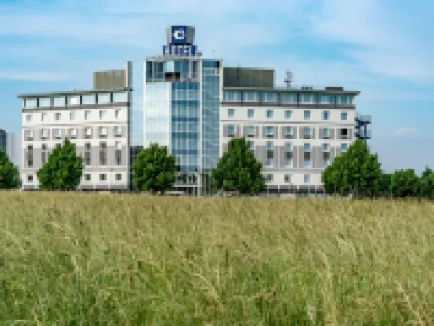 グロバナ エアポート ホテル ノルドサクセンのホテル