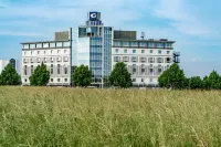 Globana Airport Hotel Hotels in Glesien