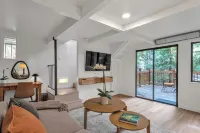 Stunning Neighborhood Home Walkable to Downtown Mill Valley