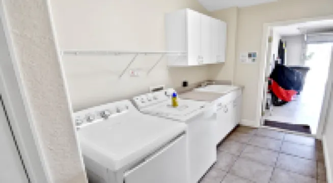 Lupita, boat lift, dock, heated south facing pool