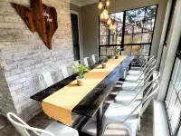 Texas Sunshine Oasis WACO/Silos/Baylor: Pool, Piano, PingPong, Pets on 1/2 acre 休伊特住宿飯店
