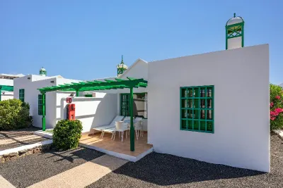 Apartamentos LIVVO Las Gaviotas Hotels near César Manrique Foundation