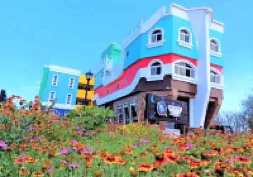 Starrysky Family 펑구이 동굴 주변 호텔