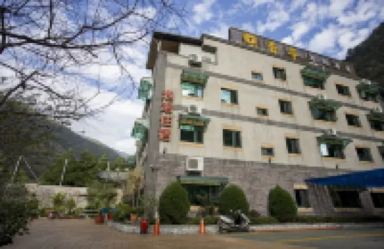 Xiang Ting Hotels near Guanyin Waterfall