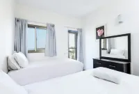 Herzliya Seaside Charming Home - 4-Star