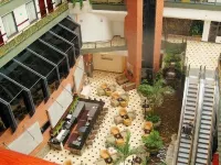Hotel Embassy Suites by Hilton Valencia Hotel a Valencia