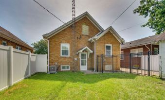 Charming Springfield Home 2 Mi to Downtown