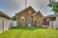 Charming Springfield Home 2 Mi to Downtown Hotels near University of Spa & Cosmetology Arts