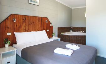 Pelicans Motel San Remo