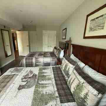 Condo at Mtn Creek  2 Bdr 2 Bath sleep 8 Mtn view #212 Rooms