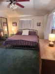 Spacious 3 bdrm home in quiet neighborhood in Quincy