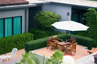 Baanmee Phuket Hotels near Chalong Pier