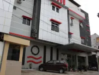 Mangga Dua Hotel Makassar Hotels near Simpatik Aquarium