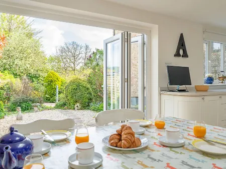 Greenhills Cottage Отели в г. Мендип Дистрикт