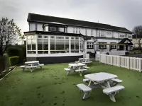 The Abbey Inn - parking