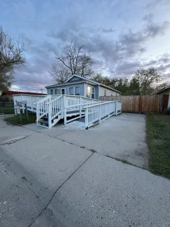 Old Soul by The River - Charming 2-bedroom house with AC, WiFi in amazing Casper