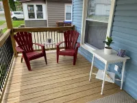 Walking distance to beach area of Conneaut lake- 4 beds-Dog Friendly- NO Smoking