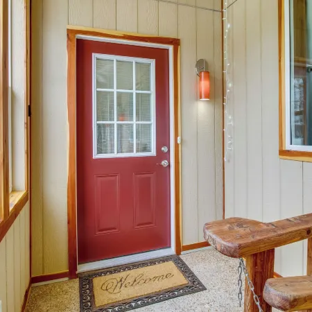 Cozy Mountain Home Studio 8 Mi to Bull Shoals Lake